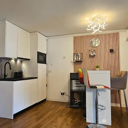 Francia, Cannes,minimum 5 Nuits De Sejour *